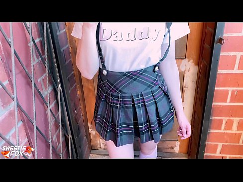 ❤️ ʻO ke kaikamahine kula e ʻū hohonu i kāna dick a hoʻopaʻa ʻia ma mua o nā papa. Anal porn iā mākou haw.hentaiteca.ru ☑
